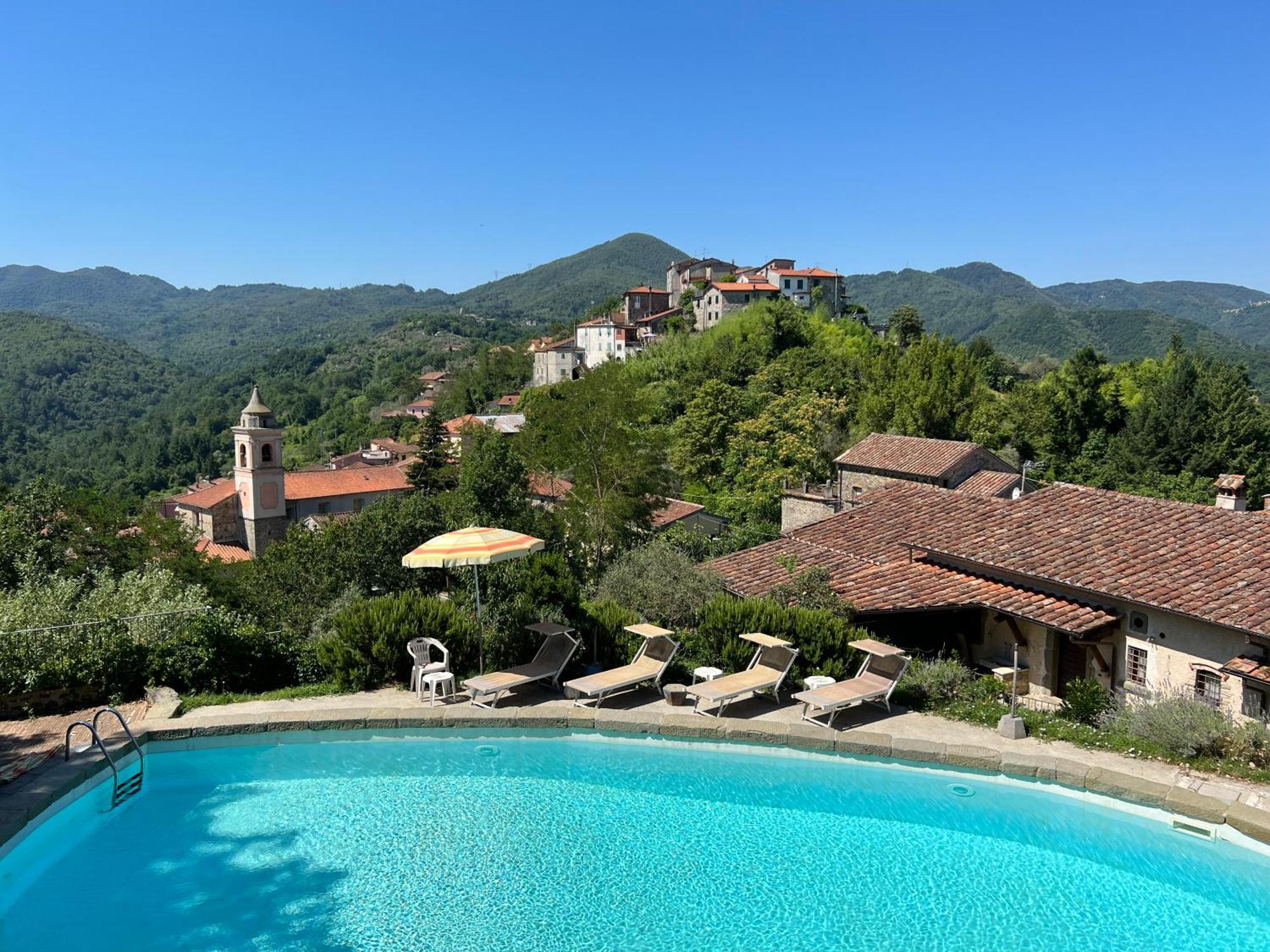Podere Beatrice 20 Pax By Villasretreats Bardine di San Terenzo Exterior foto